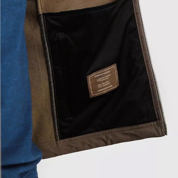 Ariat Logo 2.0 EcoDry Softshell Jacket in Morel/Camo - Picture 4 of 13